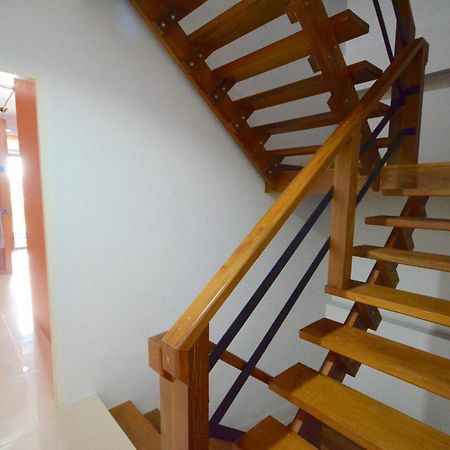 Nomad Hostel Krabi Bagian luar foto